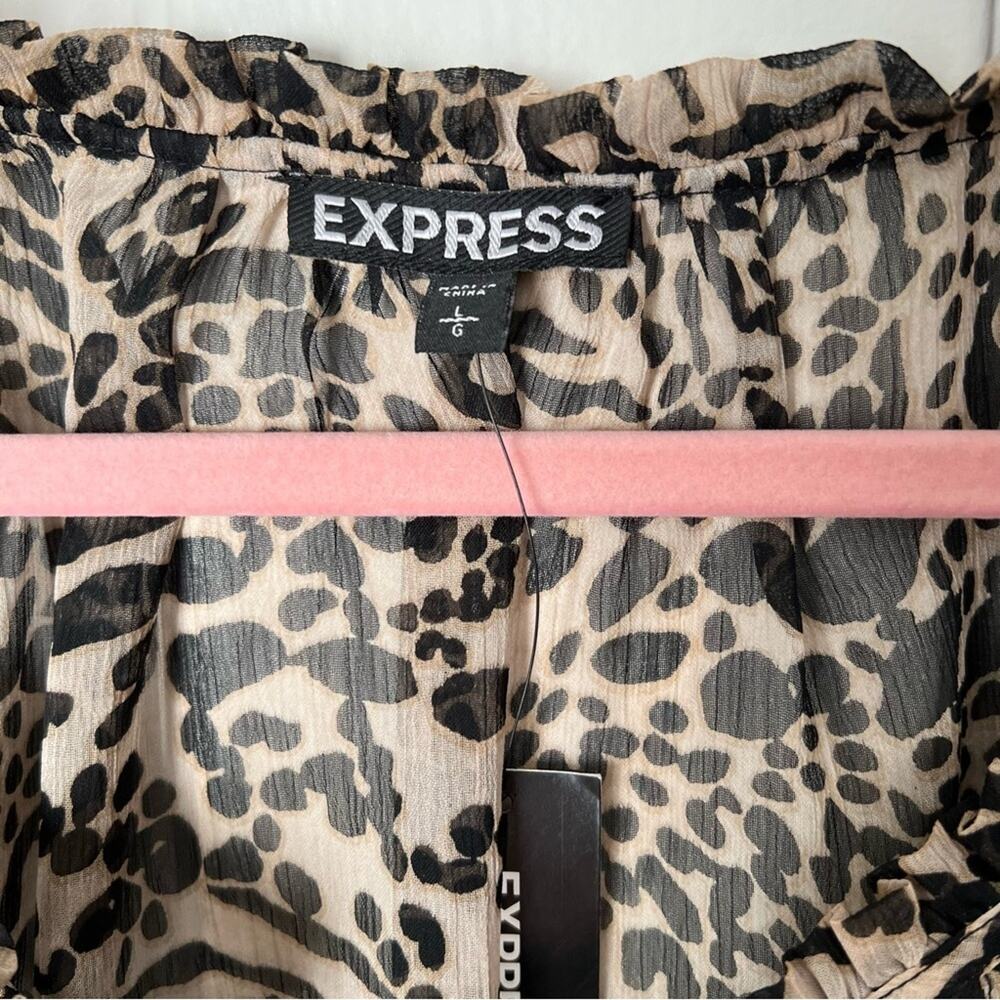 Express Animal Print Sheer Women’s Blouse Size Large NWT - Picture 3 of 4